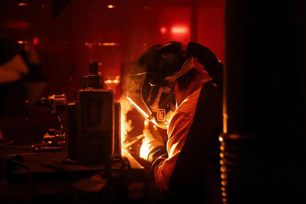 Workforce – VLARUK INDUSTRY